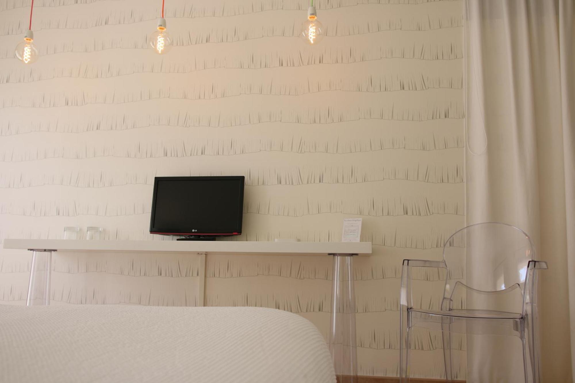 류넬 Le Relais D'Angelique B&B 외부 사진