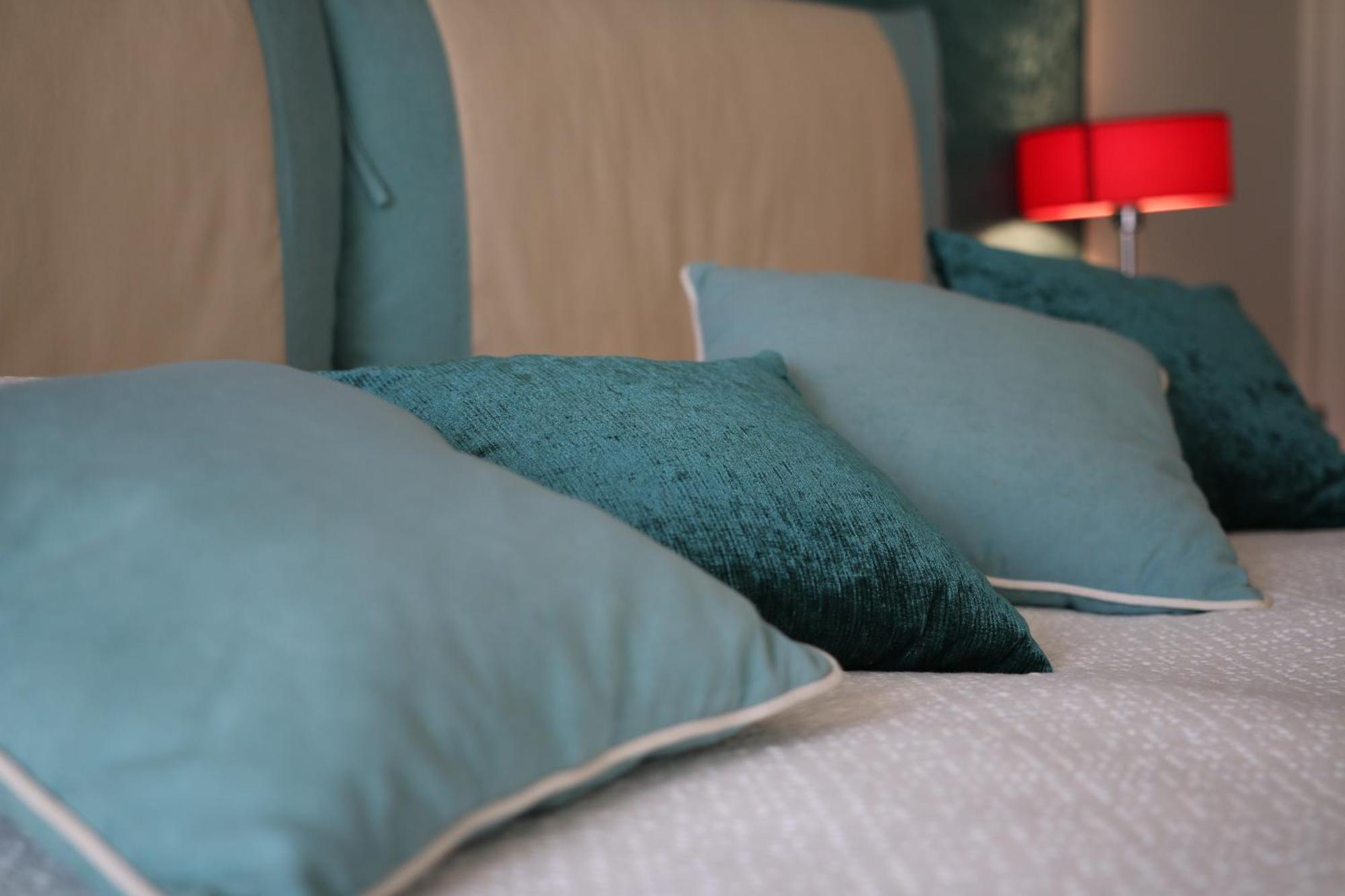 류넬 Le Relais D'Angelique B&B 외부 사진