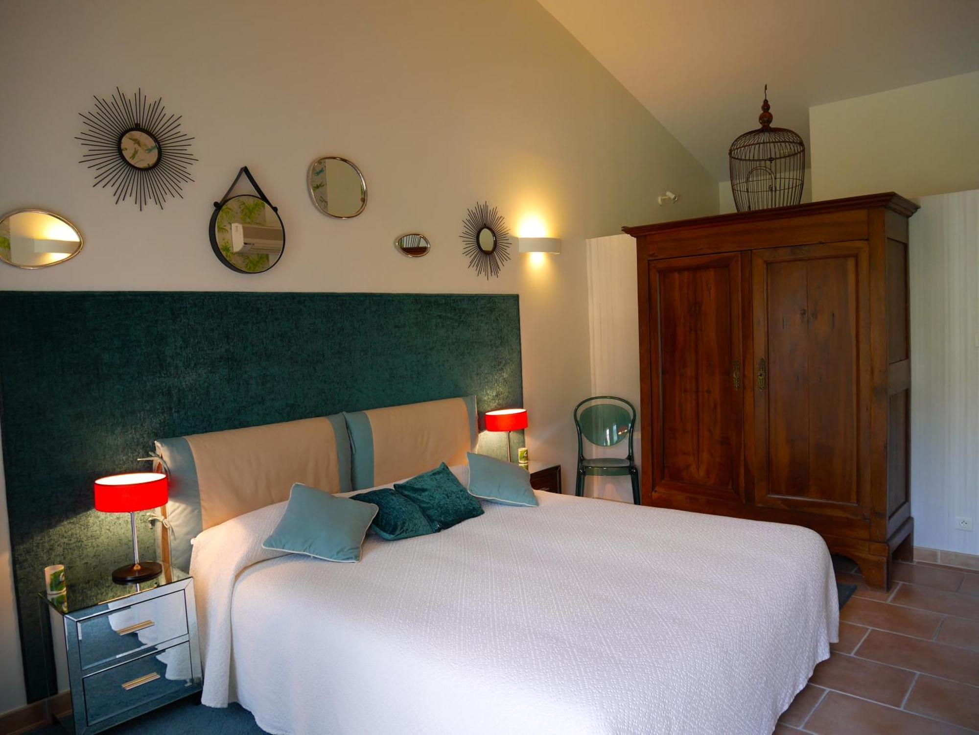 류넬 Le Relais D'Angelique B&B 객실 사진
