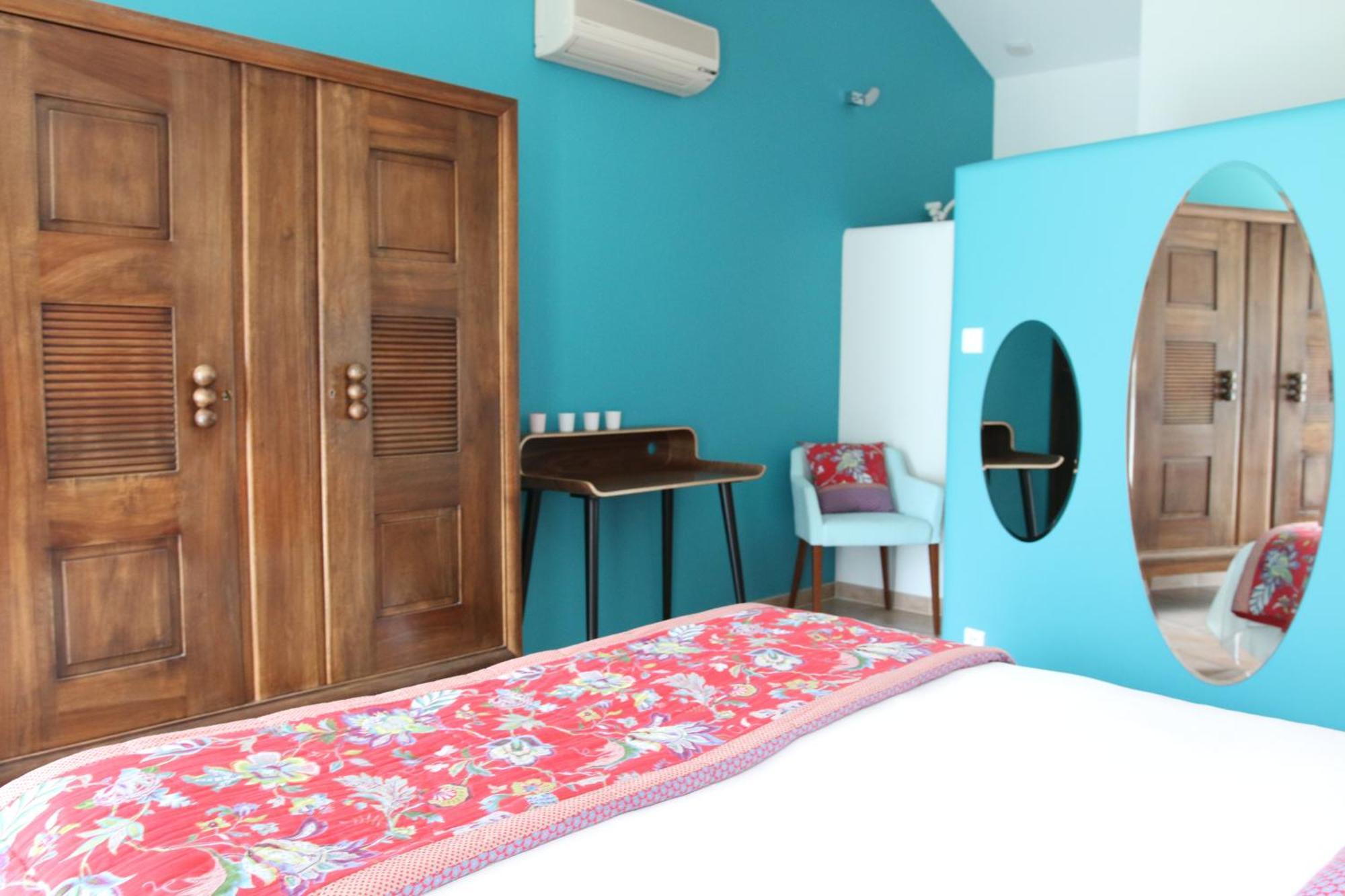 류넬 Le Relais D'Angelique B&B 객실 사진